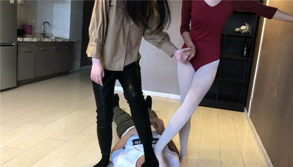 清纯少女の爆蛋踢