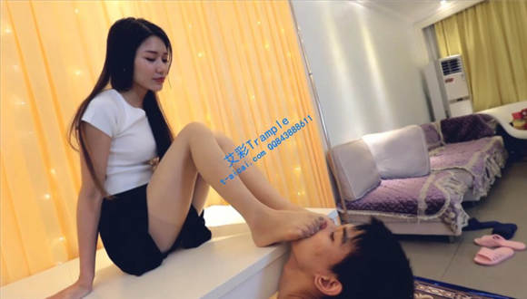 〖H.P.L栖心之栈〗—芷晴肉丝短裙骑脸