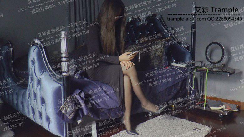 小三一声吼 正室变成狗