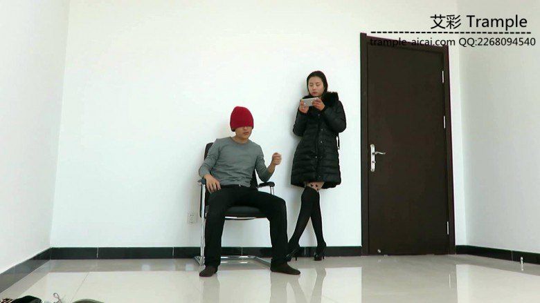 媛媛女主剧情！高跟爆踹要开除我的经理！