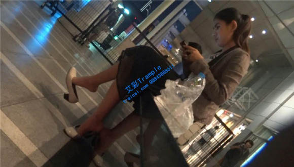 超级街拍！丝袜美脚第一季06（此集精彩纷呈！）