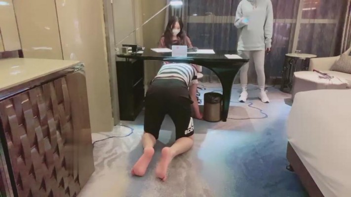 【维尼】双S直播羞辱废物员工-耳光/鞭打/浓痰/踩踏 bf8594