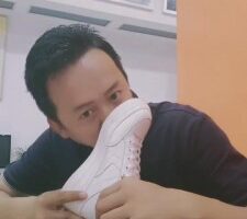 【小贱mt】舔同事的脏鞋臭袜 bf16146