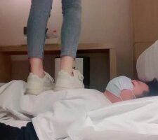 【筱七S】小白鞋黑船袜踩狗 bf21211