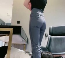 【简一】御姐高跟踩狗舌头 踩狗爪子 bf23381