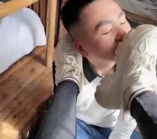 【魅儿】吃白袜/舔脏小白鞋/闻裸足 bf25861