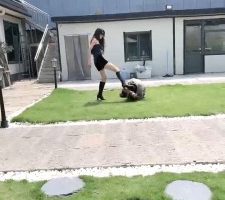 【沅芷大人】蛇鞭狠抽圈养犬化奴 bf29873