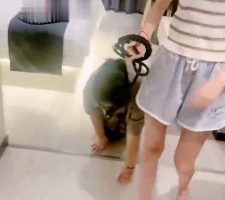 【尤黎】母畜-狗链遛狗/舔裸足/刑具重度虐打 bf30245