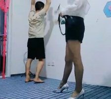 【bibi团】原味堵嘴吊绑鞭打/高跟全体重踩 bf32441