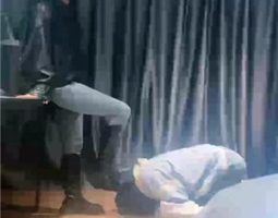 【绝美兔女王】高跟黑丝踩脚垫/长靴跪拜【完整版】 bf34412