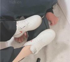 【上上】强迫狗舔穿一天的白鞋原味船袜 JS240229-11