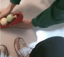 【梦熙】高跟裸足碾压踩喂食 JS240310-17