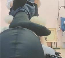 【甜音】沉浸式-舔原味裸足黑棉袜 JS240526-1