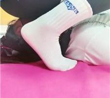 【璃茉】白袜脚捂脸+坐脸窒息【双视角完整版】 bf43111