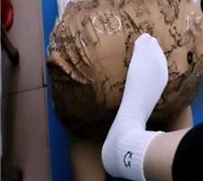 【奇了怪了】白袜脚踩/sp JS240807-6