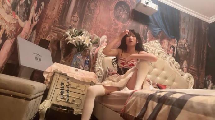 【狗哥】洛丽塔白丝美腿踩虐【上】 JS240902-3