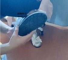 【拽拽】脏鞋丝袜跪舔品尝 bf45056