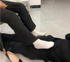 【凶大无挠】做白领S的脚下奴 JS241024-16