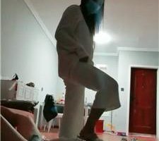 【盈盈女S】臭脚捂脸/全体重踩踏 bf46264