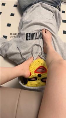 【辣辣bb】玉足诱导抖M男友做狗 JS241201-27