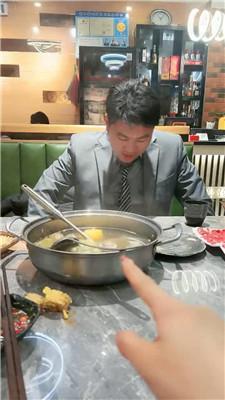 【佳佳】餐厅公开处刑脚下奴 JS241214-32