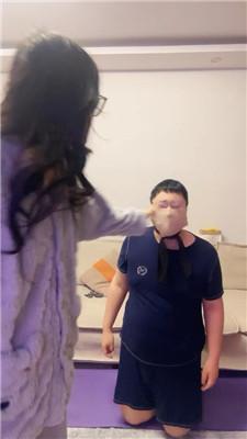 【埋汰】教训丝袜蒙面狗奴 JS241227-4