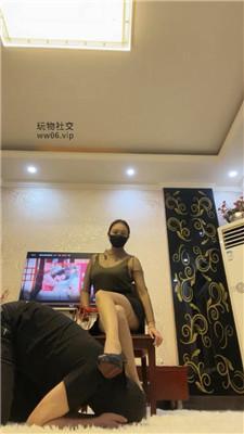 【颜主】丝袜脚深喉/散鞭狂抽/高跟踩/虐乳坐脸窒息 bf48887