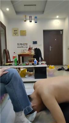 【啊漾】超脏小白鞋白袜辱/口吐喂食/虐乳/连环踢裆 bf49181