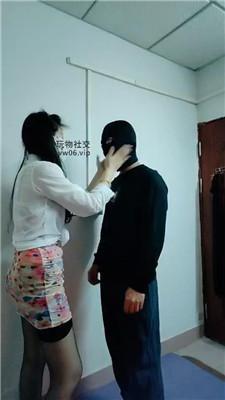 【霸王花】捆绑拴狗链-黑丝高跟踩虐 bf49429