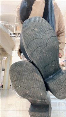 【砂糖】口水脏鞋底    250115-2