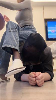 【酒鸽】强制闻鞋/物化家具奴/脚下喂食 bf49572