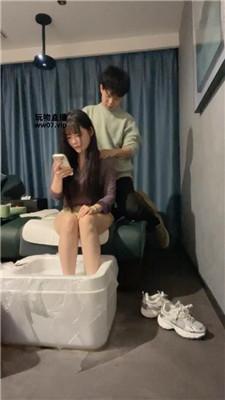 【婉纱】沐足店虐兄弟奴-运动鞋白袜 bf51133