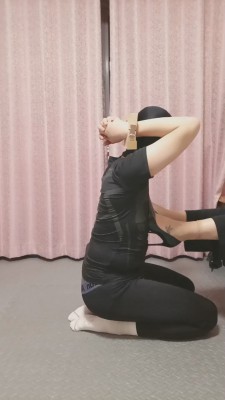 【珍惜女王】枷锁捆绑-高跟玉足踩虐 JS250325-22