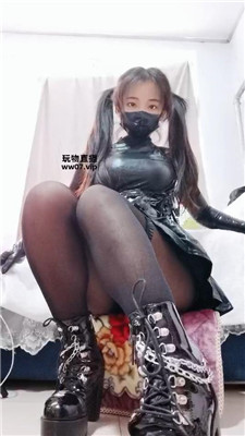 【我是女王也是萝莉】喜欢萝莉的狗狗混进来    250324-12