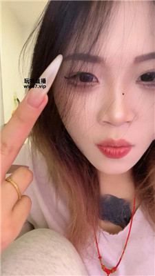 【Qi7】粗口乳母    250402-1