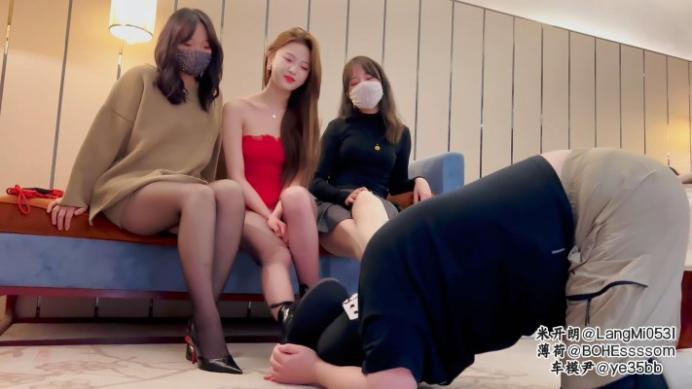 【米总薄荷车模伊三女神】原版高清巨作上部 bf52492