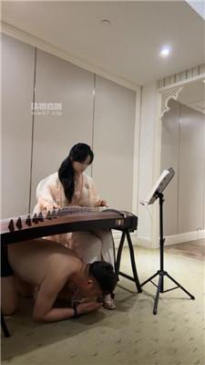 【琴月】古筝少女的脚下奴 JS250523-4