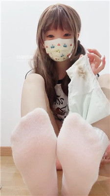 【黑心小魔女】爬过来闻内裤    250525-5