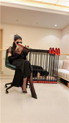 【苏州婉儿】高跟黑丝诱惑虐-圈养狗笼 JS250603-5