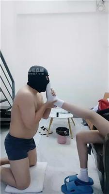 【鹿S】白袜诱惑羞辱-玉足舔 JS250604-10