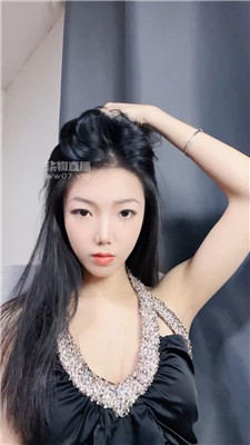 【江清允】中指口水盯    250705-28