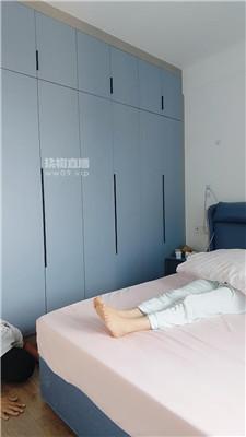 【兮皇】伺候主子起床-赏赐舔脚 JS250719-31