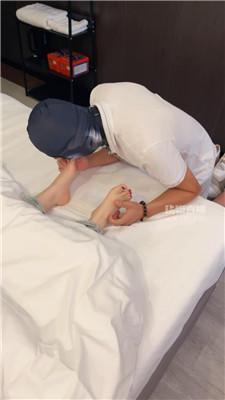 【挽秋情侣】强迫绿帽下跪伺候 JS250808-4