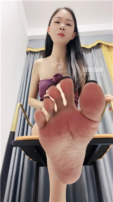 【琳达】这么早有贱狗犯贱吗    250824-13