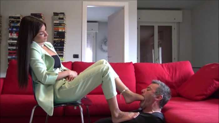 Evike女神裸足深喉虐奴 JS250904~5