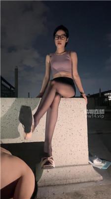 【奈何】户外天台公开处刑 bf57416