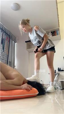 【琼爷】运动后原味鞋袜辱 bf57563