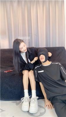 【女生也能很暴力】前台小姐姐脏鞋白袜踩 JS250920-28