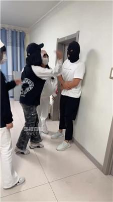 【足彩馆】超多素人学生妹-暴力虐打 JS251006-1