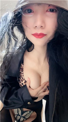 【兔粉粉】凶臀诱惑    251013-24